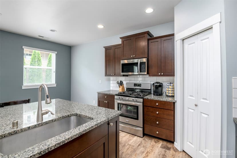 Property photo for 2929 82nd Avenue Ct E, Puyallup photo 15