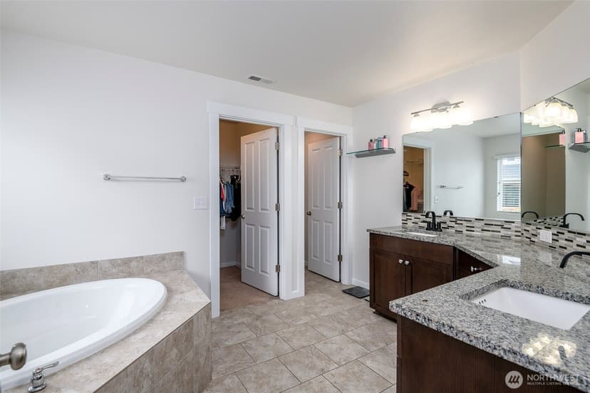 Property photo for 2929 82nd Avenue Ct E, Puyallup photo 25