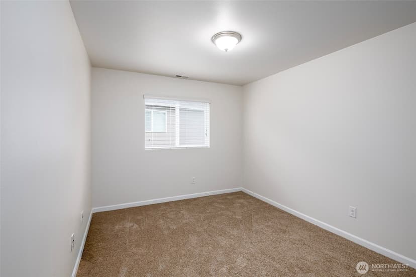 Property photo for 2929 82nd Avenue Ct E, Puyallup photo 28