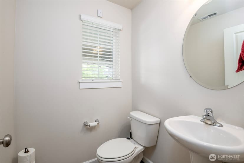 Property photo for 2929 82nd Avenue Ct E, Puyallup photo 8