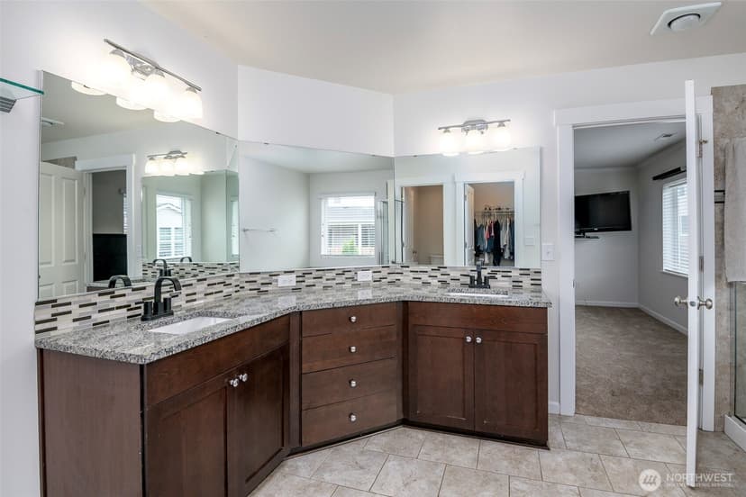Property photo for 2929 82nd Avenue Ct E, Puyallup photo 23