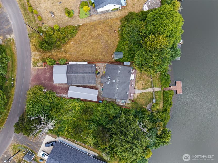 Property photo for 526 Sunset Avenue NE, Ocean Shores photo 40
