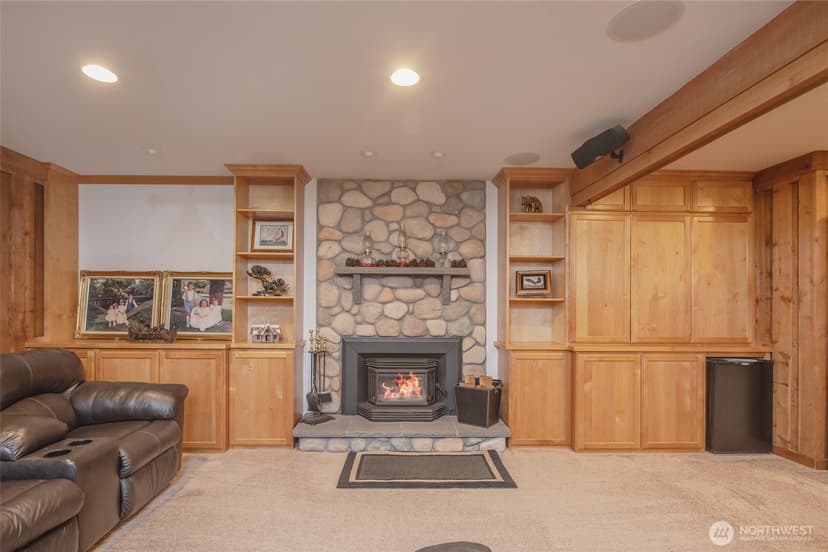 Property photo for 7610 95th Avenue SW, Lakewood photo 29