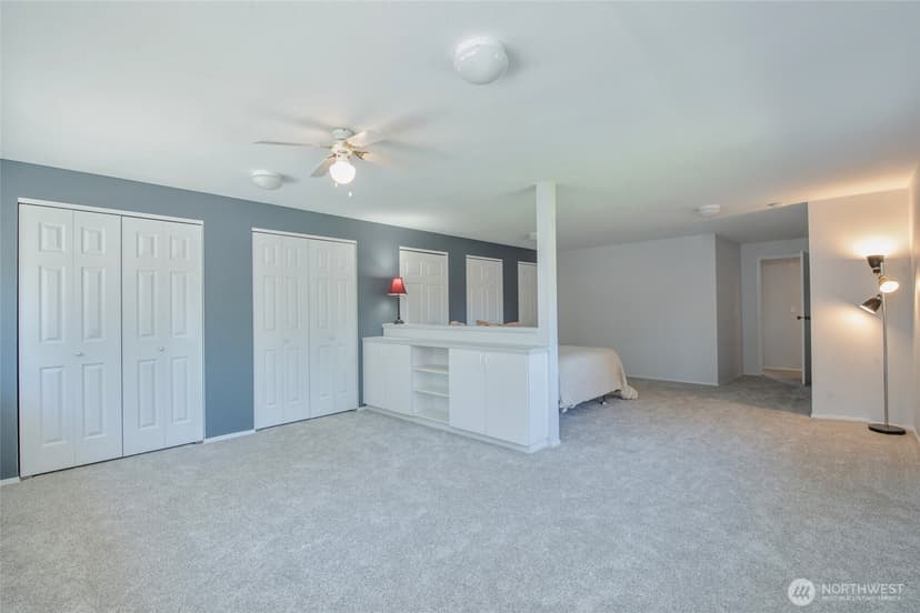 Property photo for 7610 95th Avenue SW, Lakewood photo 20