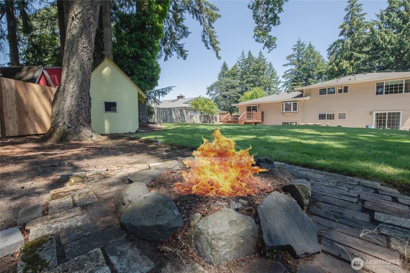 Property photo for 7610 95th Avenue SW, Lakewood photo 33