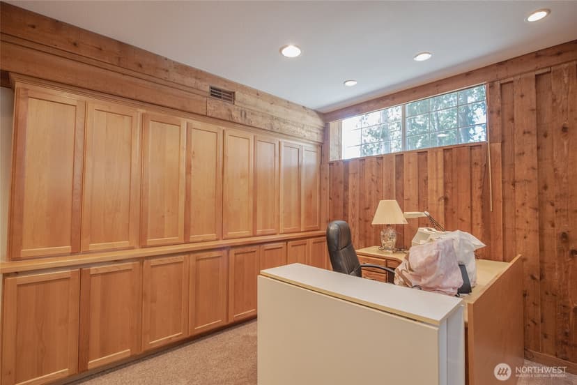 Property photo for 7610 95th Avenue SW, Lakewood photo 30