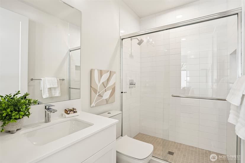 Property photo for 3072 106th Avenue SE, Bellevue photo 25