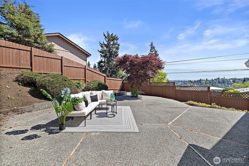 Property photo for 3415 24th Avenue W, Seattle photo 25