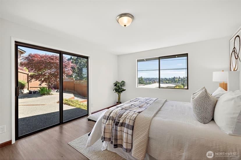 Property photo for 3415 24th Avenue W, Seattle photo 12