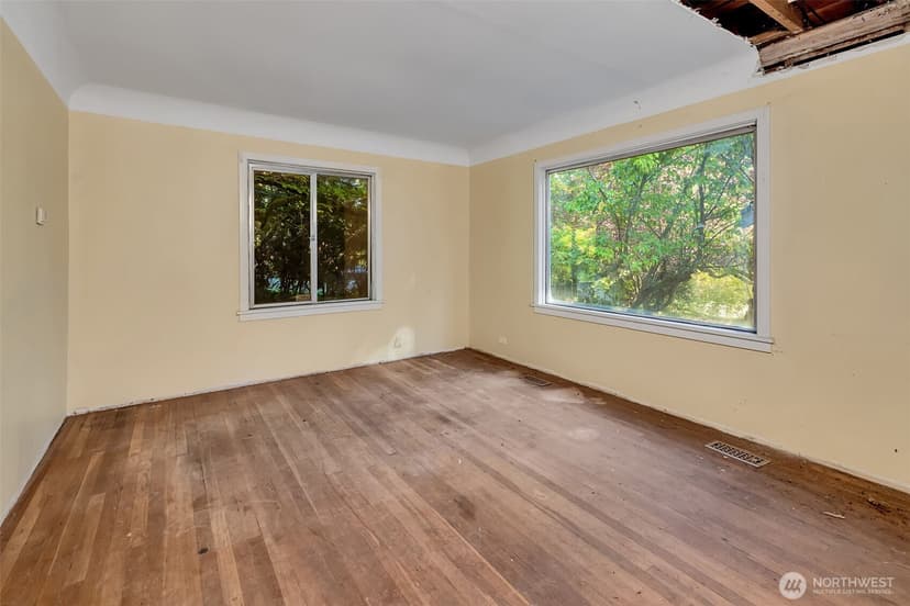 Property photo for 12015 8th Avenue S, Seattle photo 6