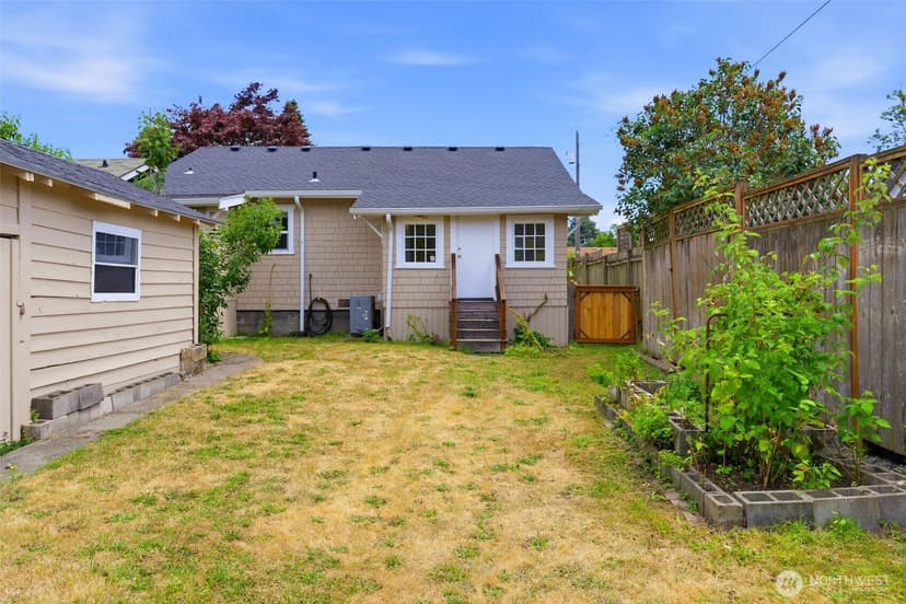 Property photo for 1010 N Pine Street, Tacoma photo 25