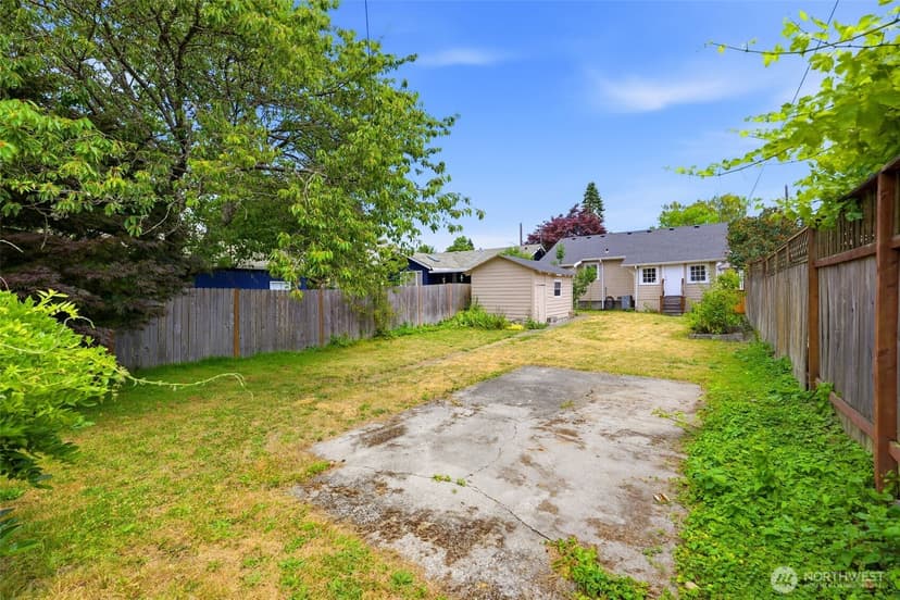 Property photo for 1010 N Pine Street, Tacoma photo 28