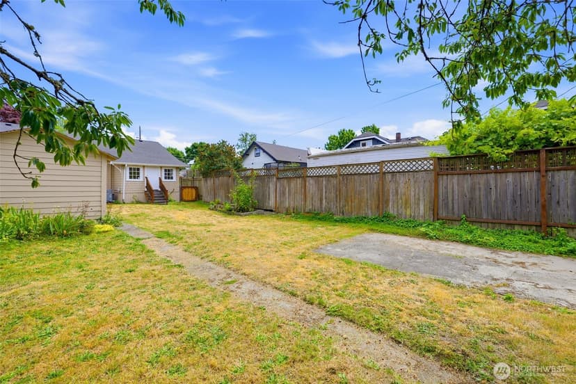 Property photo for 1010 N Pine Street, Tacoma photo 29