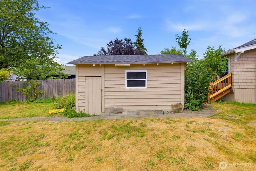 Property photo for 1010 N Pine Street, Tacoma photo 26