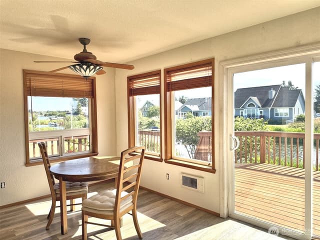 Property photo for 725 Wawona Avenue SW, Ocean Shores photo 5