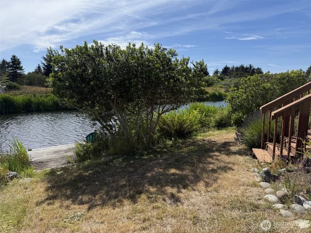 Property photo for 725 Wawona Avenue SW, Ocean Shores photo 3