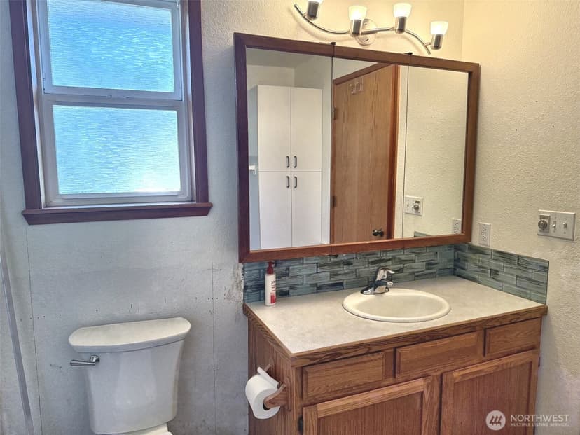 Property photo for 725 Wawona Avenue SW, Ocean Shores photo 13