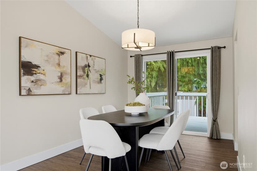 Property photo for 13232 NE 130th Place, Kirkland photo 10