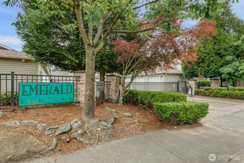 Property photo for 10025 9th Avenue W #C302, Everett photo 2