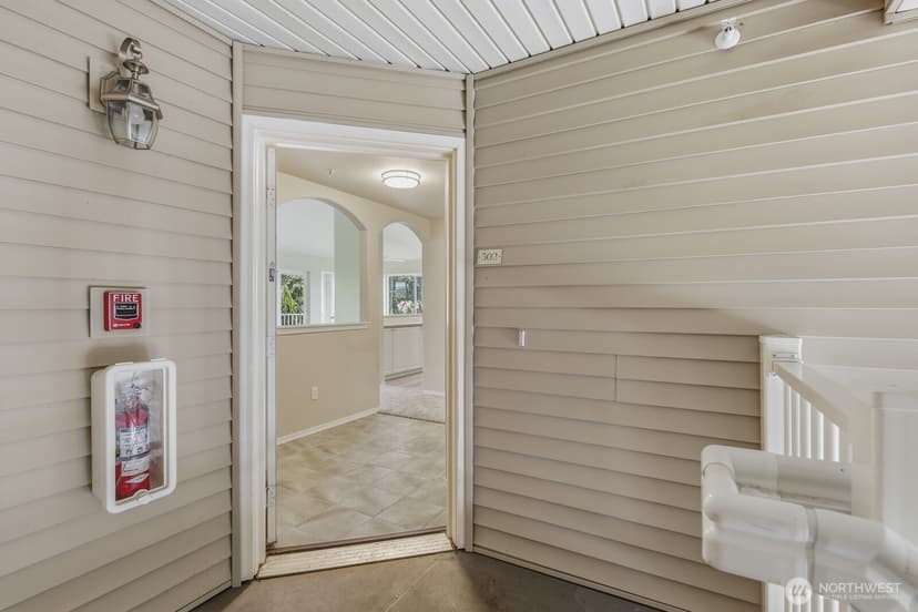 Property photo for 10025 9th Avenue W #C302, Everett photo 7