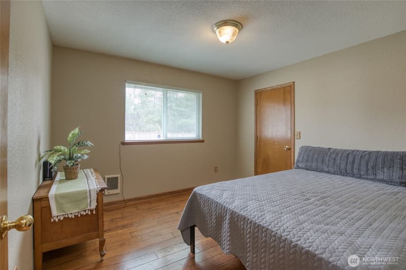 Property photo for 602 Huckleberry Court SE, Ocean Shores photo 23