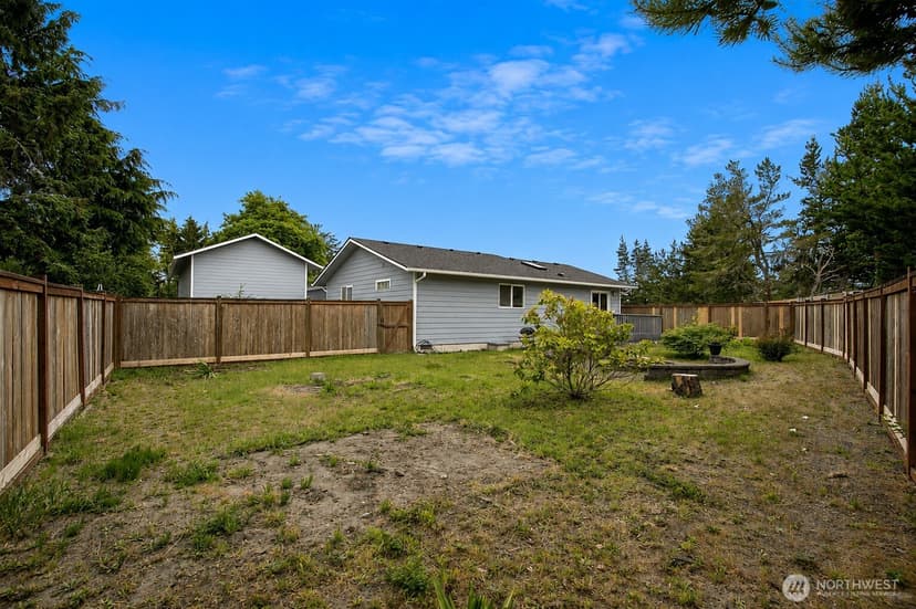 Property photo for 602 Huckleberry Court SE, Ocean Shores photo 31
