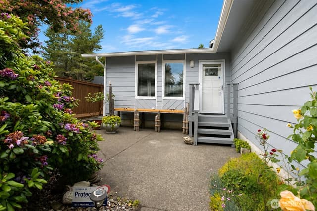 Property photo for 602 Huckleberry Court SE, Ocean Shores photo 2