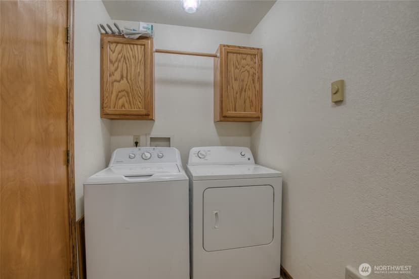 Property photo for 602 Huckleberry Court SE, Ocean Shores photo 28