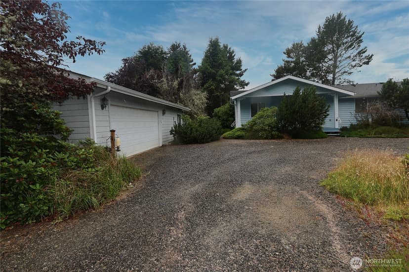 Property photo for 243 Octopus Avenue NE, Ocean Shores