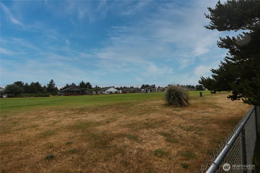 Property photo for 243 Octopus Avenue NE, Ocean Shores photo 19