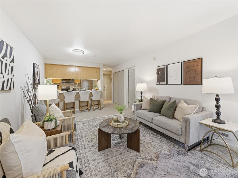 Property photo for 12345 Roosevelt Way NE #310, Seattle photo 8