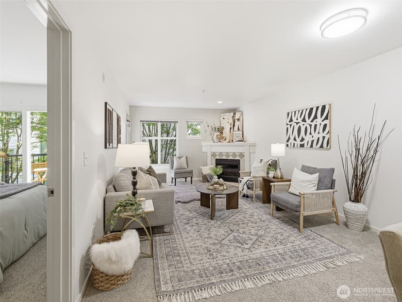 Property photo for 12345 Roosevelt Way NE #310, Seattle photo 10