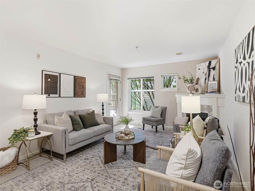 Property photo for 12345 Roosevelt Way NE #310, Seattle photo 11