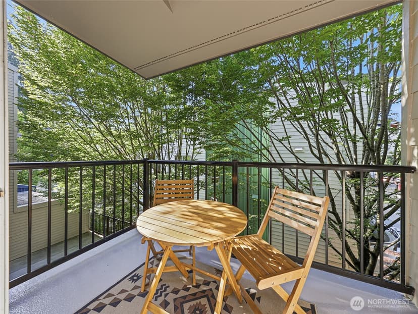 Property photo for 12345 Roosevelt Way NE #310, Seattle photo 30