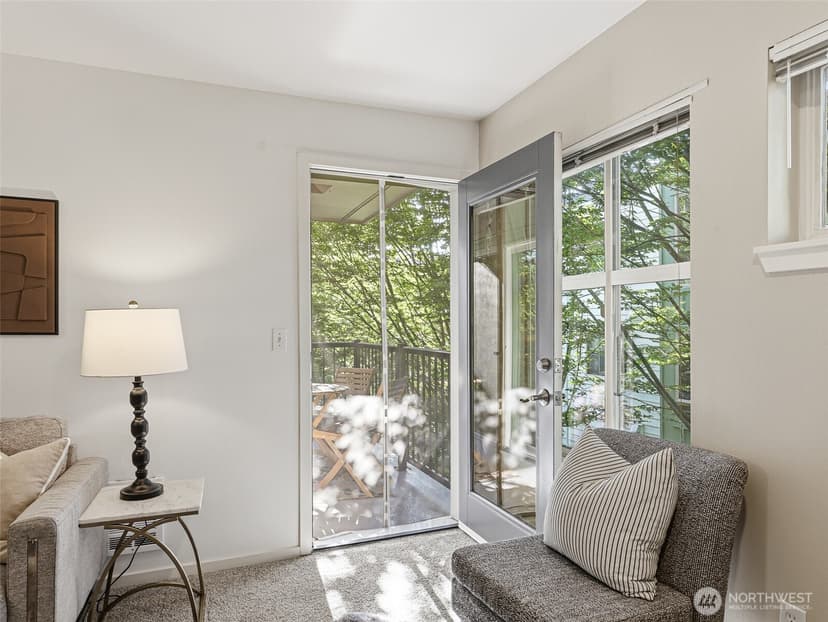 Property photo for 12345 Roosevelt Way NE #310, Seattle photo 13