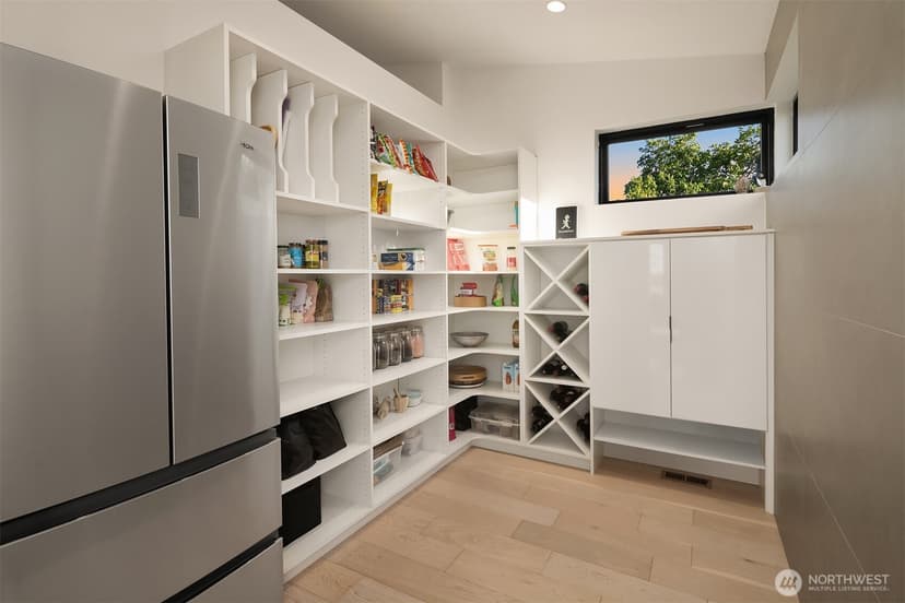 Property photo for 426 Wheeler Street, Seattle photo 9