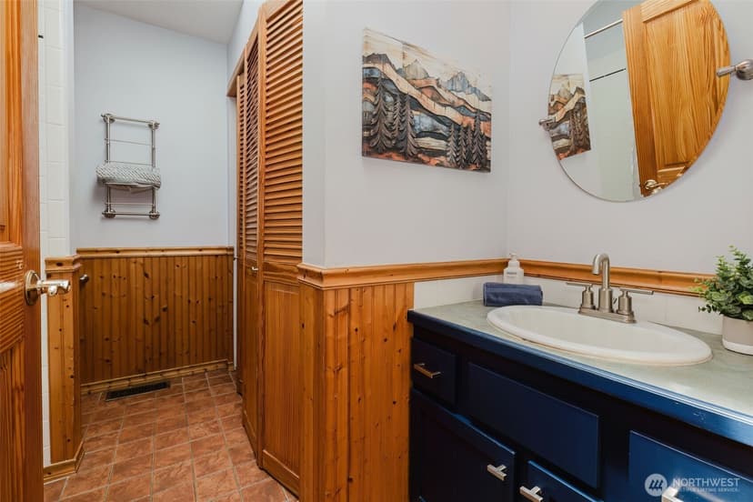 Property photo for 7685 NE Harbor View Drive, Poulsbo photo 9