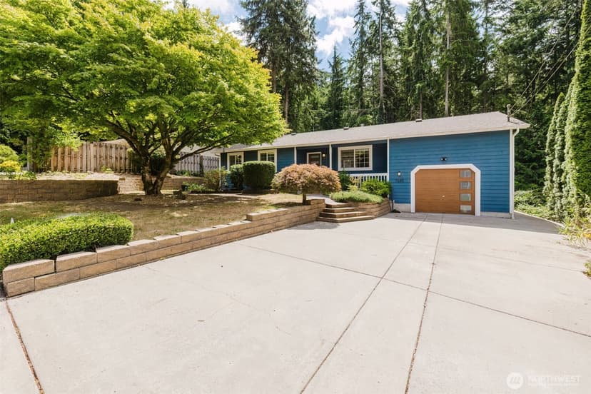 Property photo for 7685 NE Harbor View Drive, Poulsbo photo 2