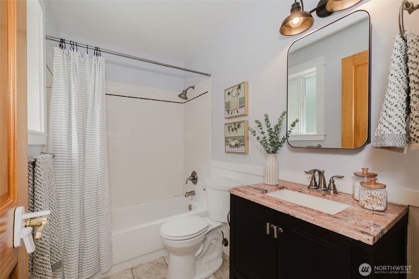 Property photo for 7685 NE Harbor View Drive, Poulsbo photo 25