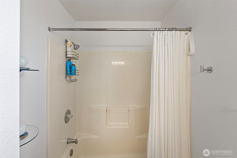 Property photo for 885 Ocean Shores Boulevard SW, Ocean Shores photo 15