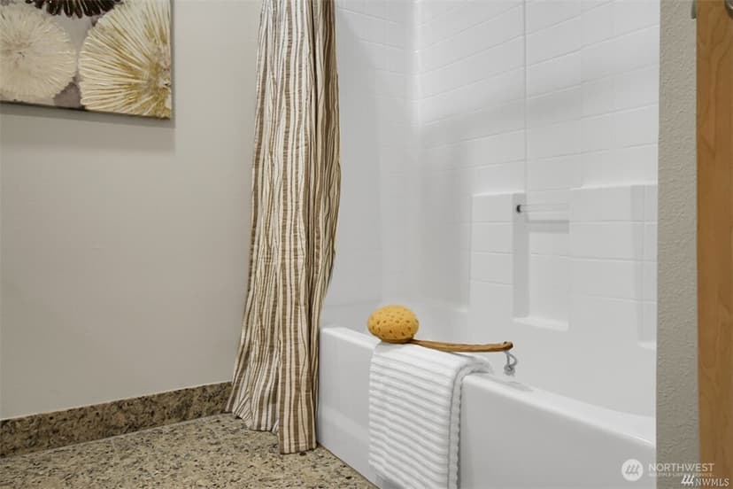 Property photo for 424 N 85th Street #406, Seattle photo 21