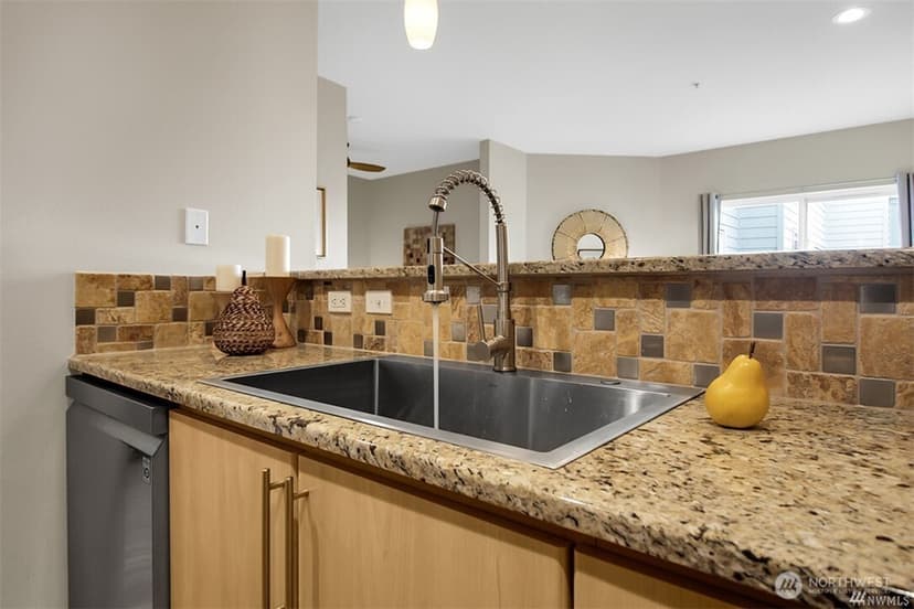 Property photo for 424 N 85th Street #406, Seattle photo 16