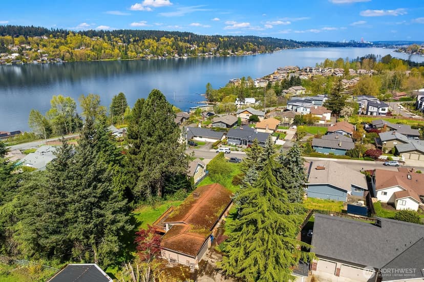 Property photo for 3737 Park Avenue N, Renton photo 10