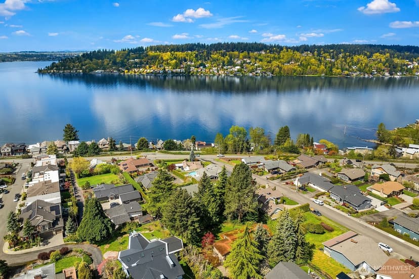 Property photo for 3737 Park Avenue N, Renton photo 11