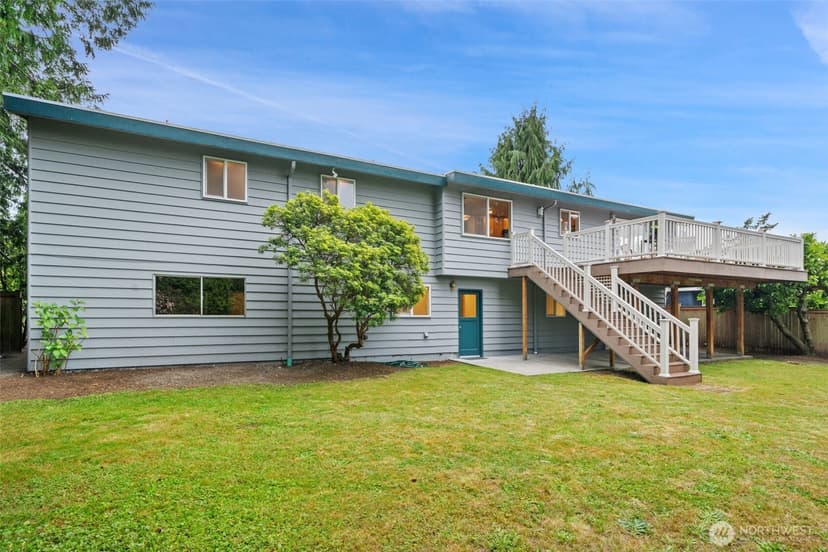 Property photo for 1011 Carol Way, Edmonds photo 32