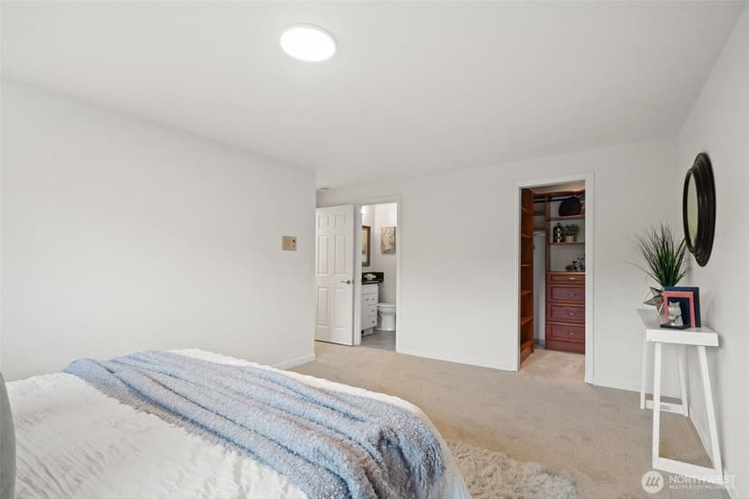 Property photo for 1011 Carol Way, Edmonds photo 22
