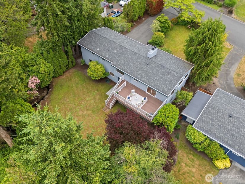 Property photo for 1011 Carol Way, Edmonds photo 39
