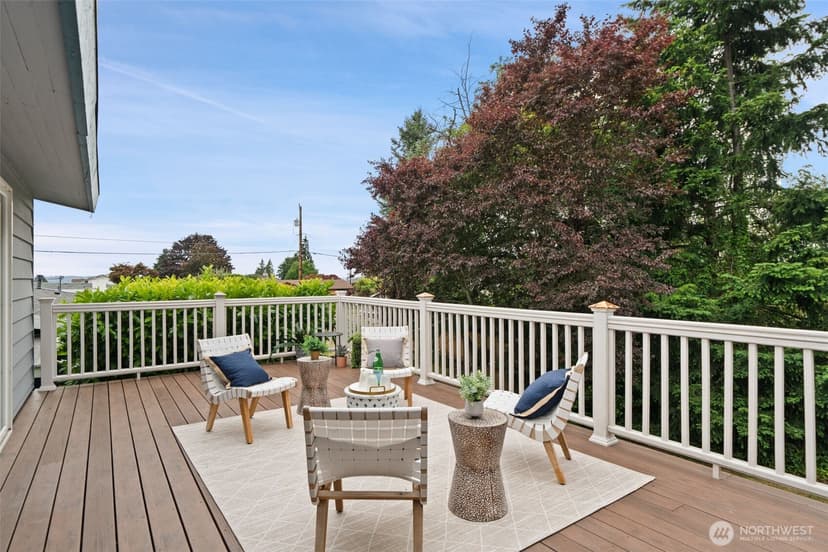 Property photo for 1011 Carol Way, Edmonds photo 14