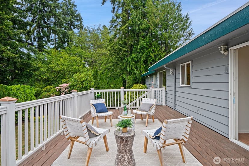 Property photo for 1011 Carol Way, Edmonds photo 13