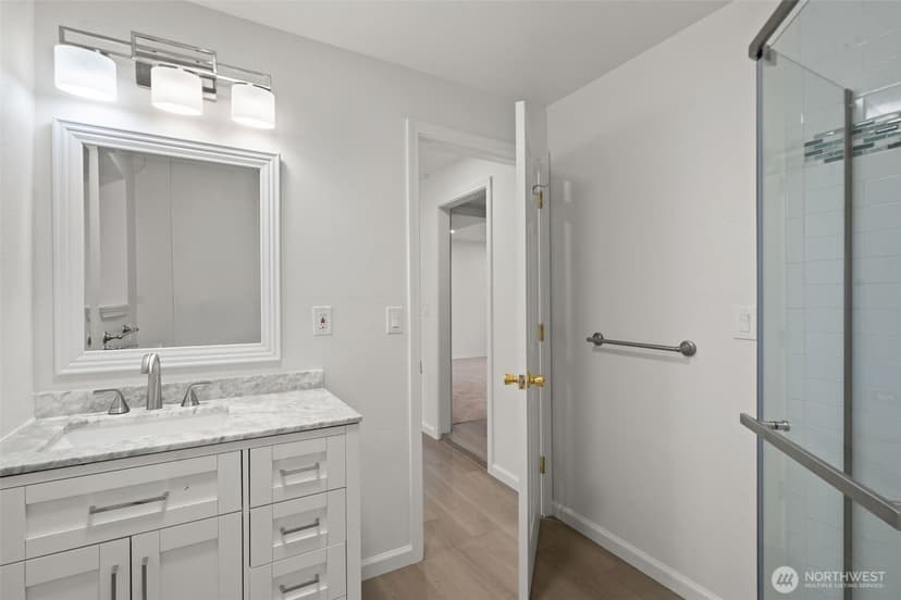 Property photo for 1011 Carol Way, Edmonds photo 27